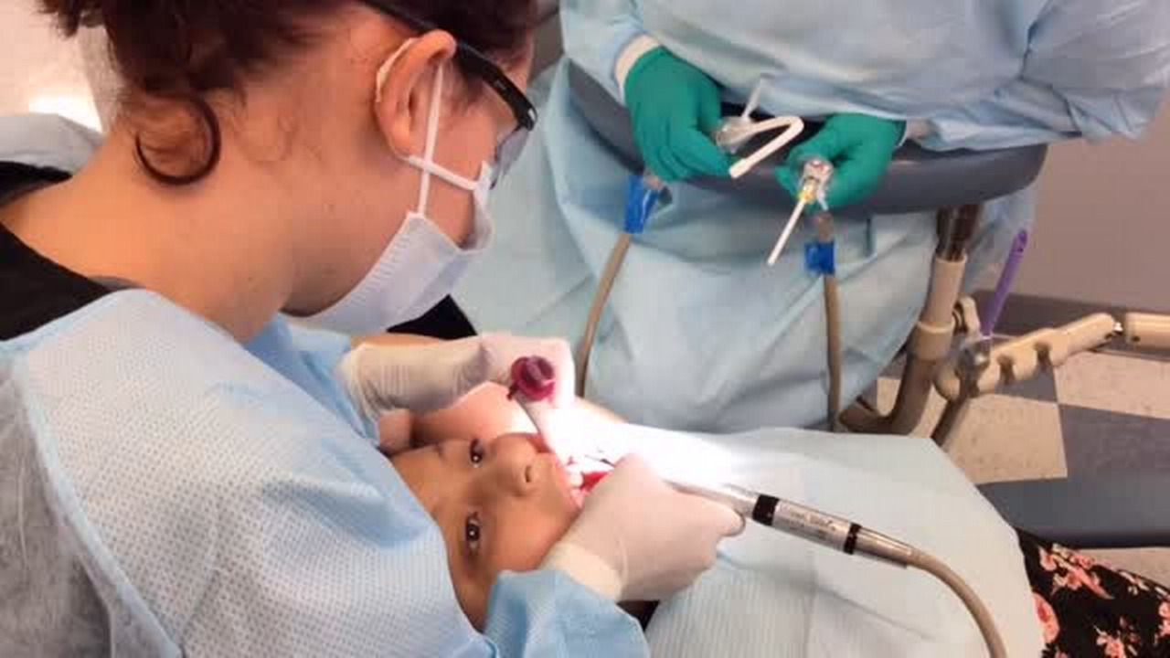 Migrant students can smile wide after Manatee Technical College students provide free cleanings 
