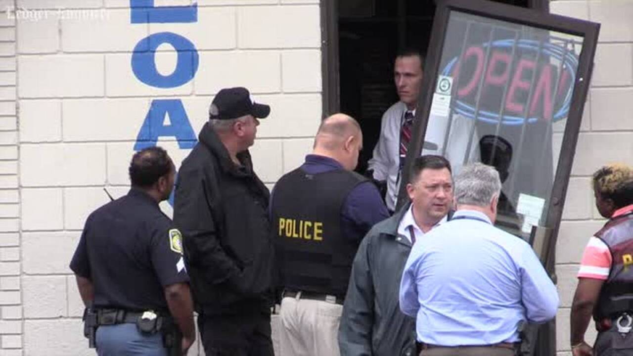 One killed, three injured during attempted robbery at pawn shop (Video ...