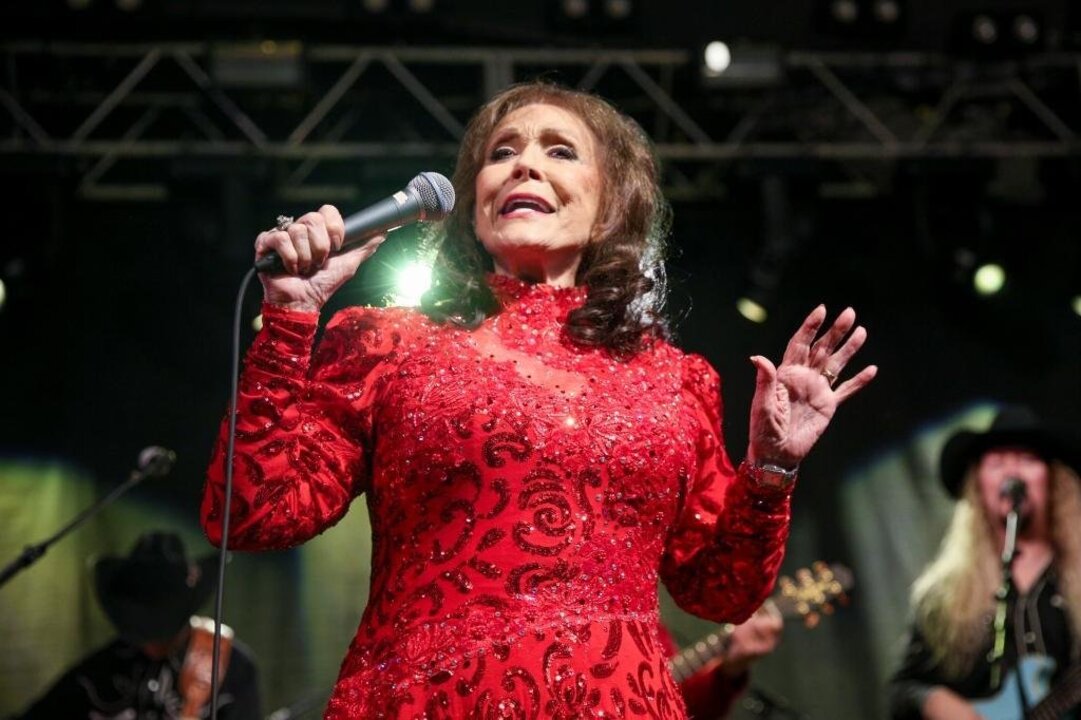 ‘Country Music - A Film by Ken Burns’ trailer
