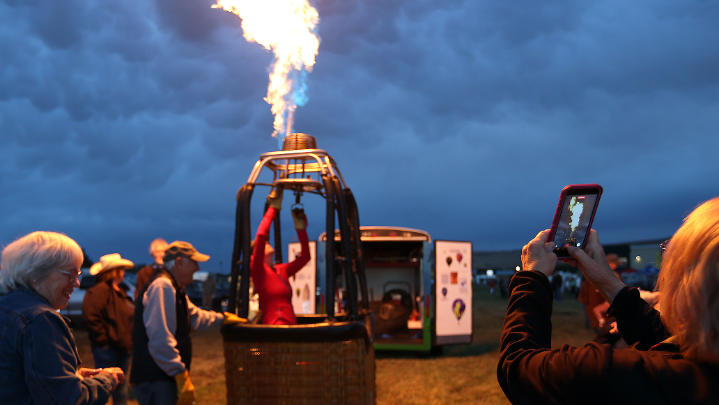 Great Prosser Balloon Rally isn't letting rain ruin the fun