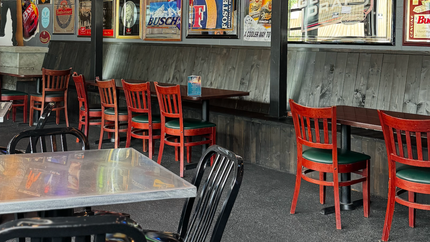 You can stop by any of these local bars to watch Seahawks vs. Rams
