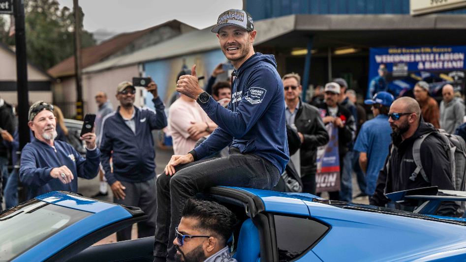 See Elk Grove celebrate Kyle Larson’s second NASCAR championship with parade