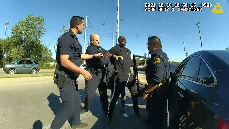 Dallas police arrest wrong man on family violence charges (Video ...