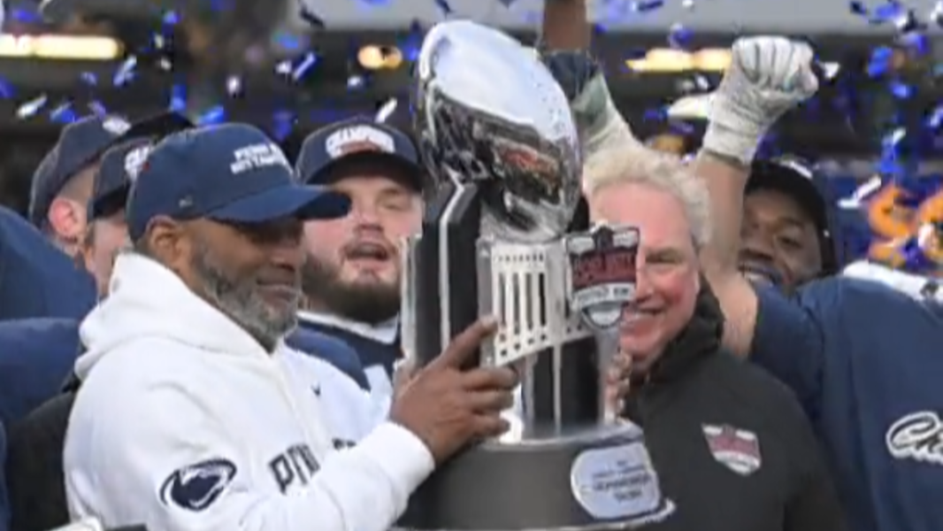 Penn State celebrates Pinstripe Bowl win