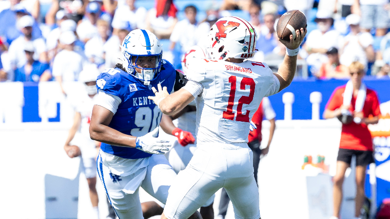 ‘Those guys are ballers’: Will Stein on Kentucky’s veteran defensive linemen