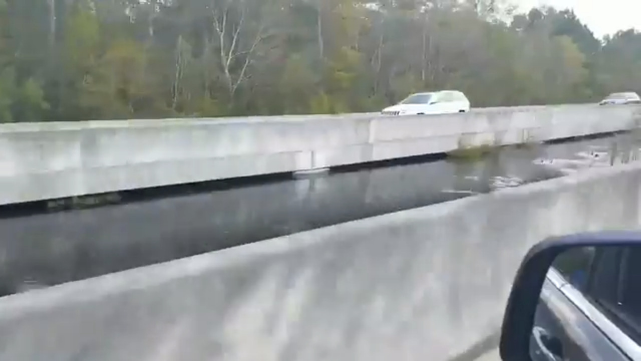 Nearly 200 SC roads, including stretch of I-95, closed as flooding worsens