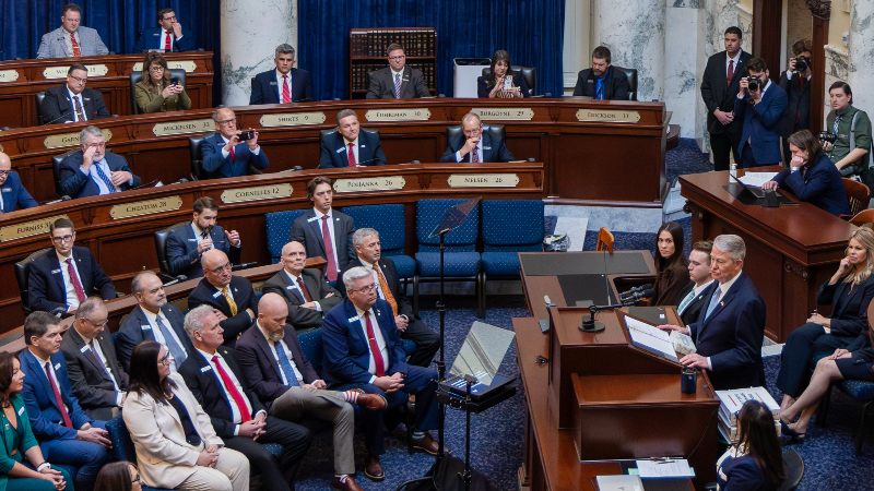 How much power does the Idaho governor have to stop the Legislature?