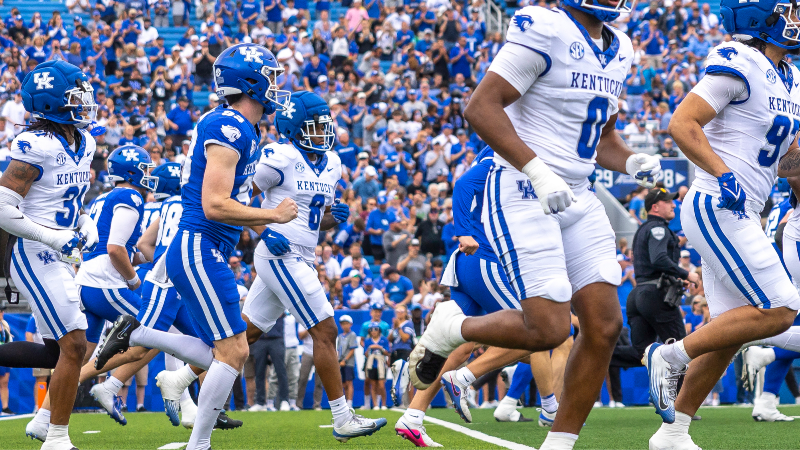 Slideshow: Kentucky football holds spring scrimmage
