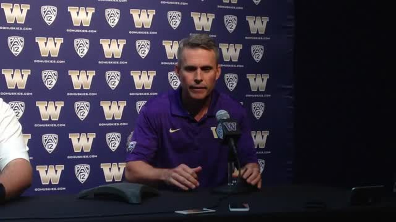 Chris Petersen recaps Oregon game, talks Jake Browning and QB situation