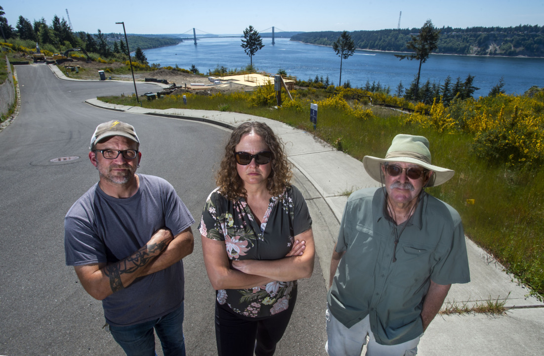 Extensive clearing on bluff worries Salmon Beach residents below