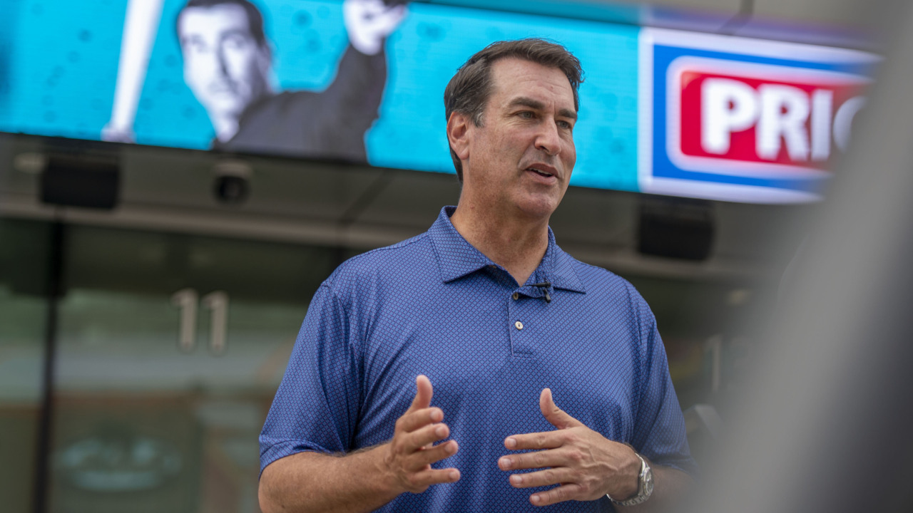 Comedian Rob Riggle (Video) | Kansas City Star