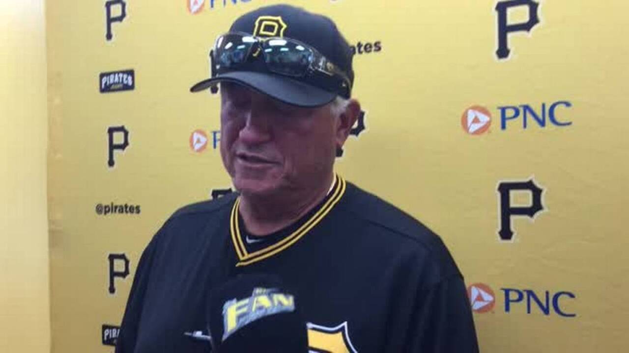 Pirates edge Red Sox on McCutchen’s sac fly