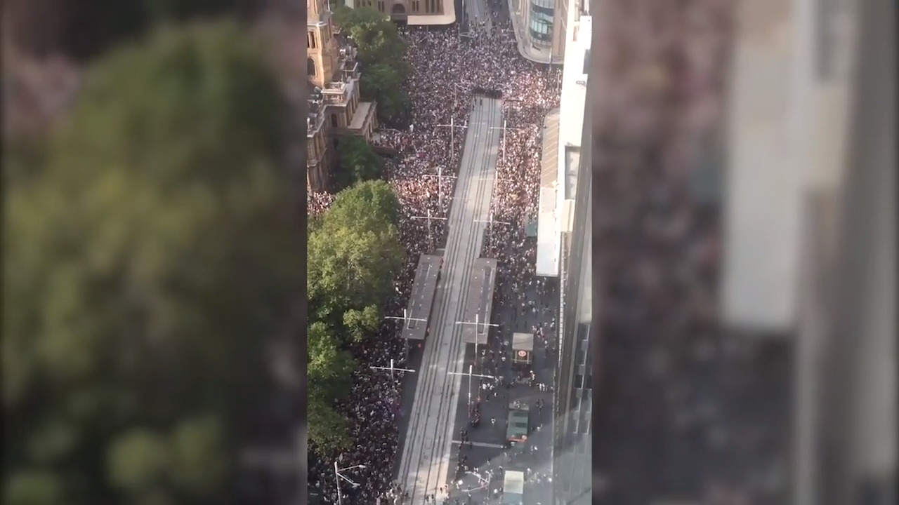 Climate change protesters fill streets around Sydney town hall