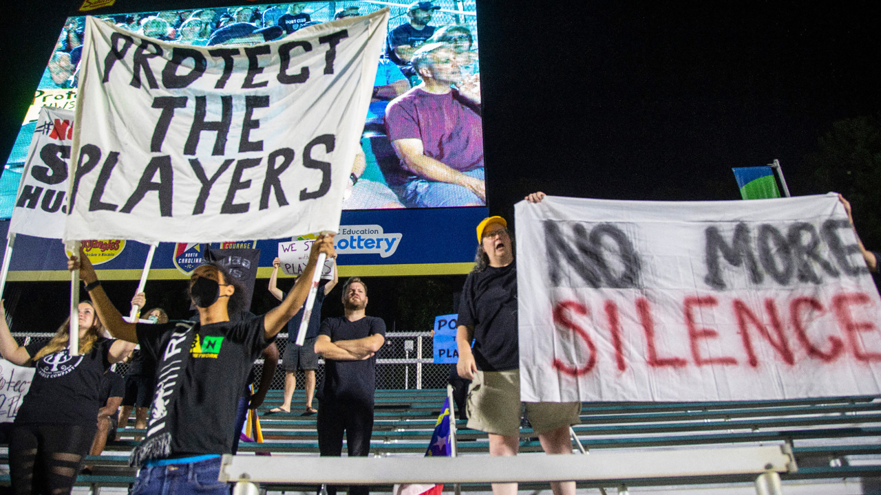 NC Courage fans show support of players after coach’s firing