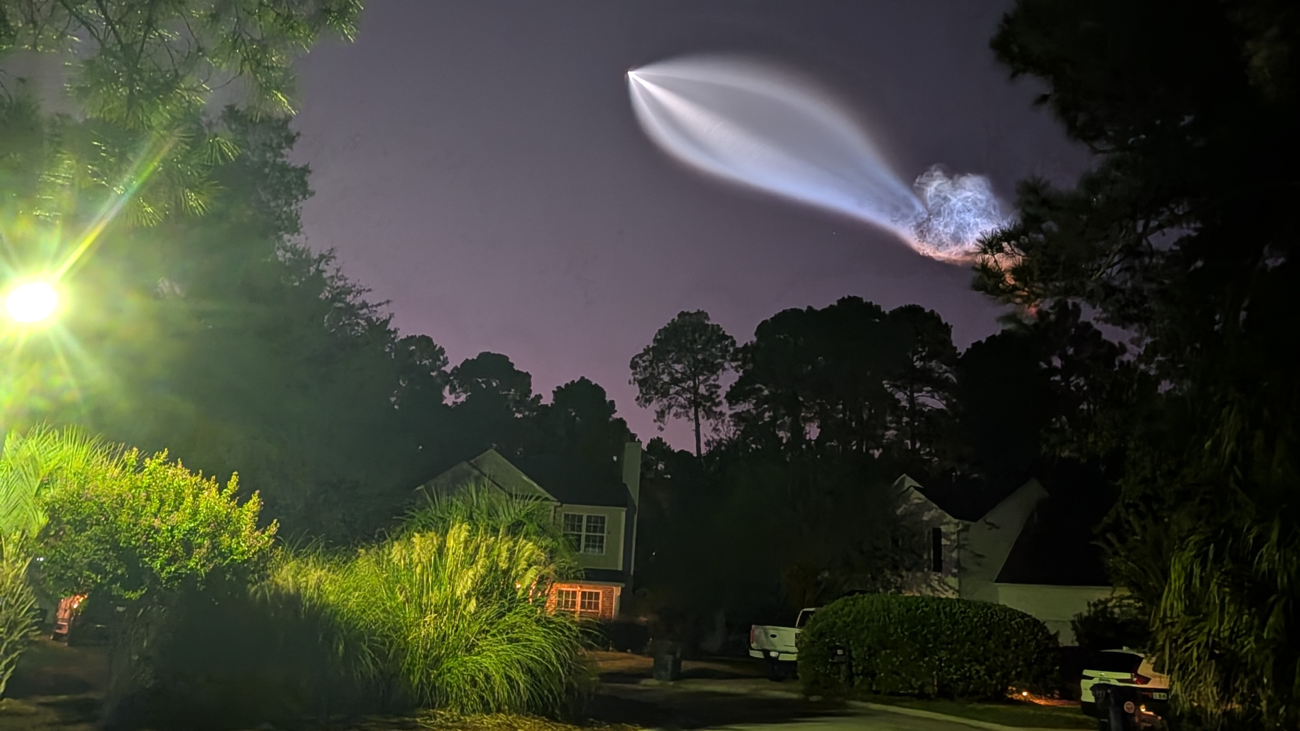 Launched from Florida, SC residents capture SpaceX rocket from their yards