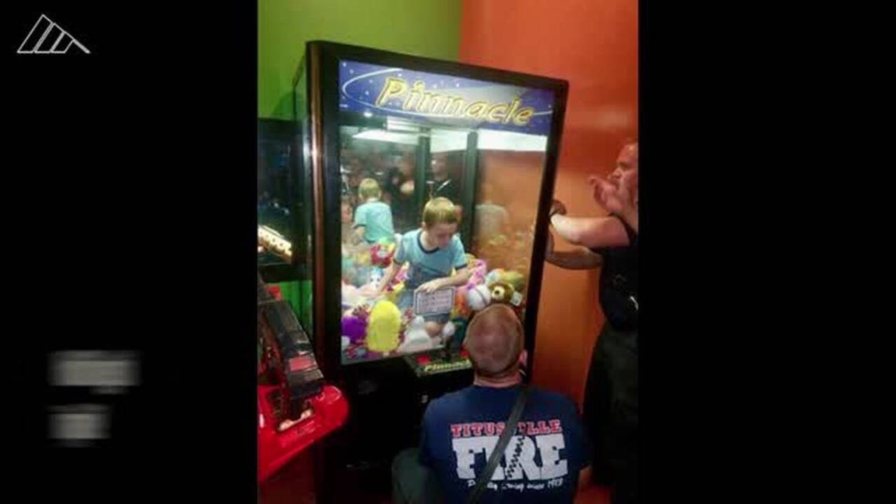 Florida boy gets stuck in toy vending machine
