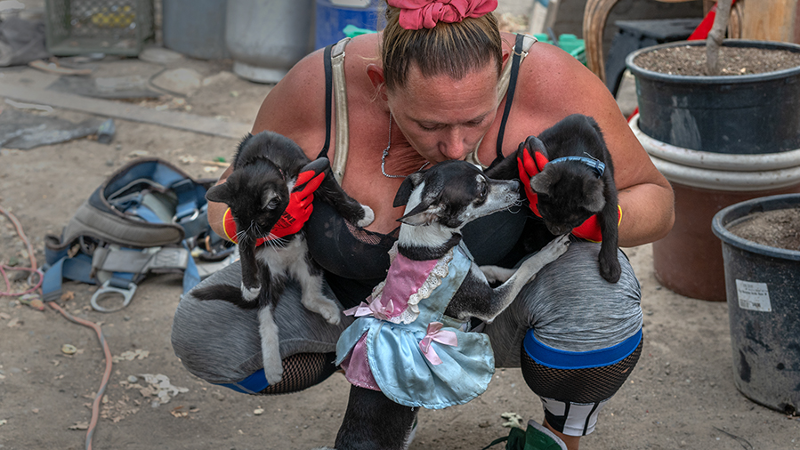 As removal nears for Sacramento homeless camp, help arrives to care for residents’ pets