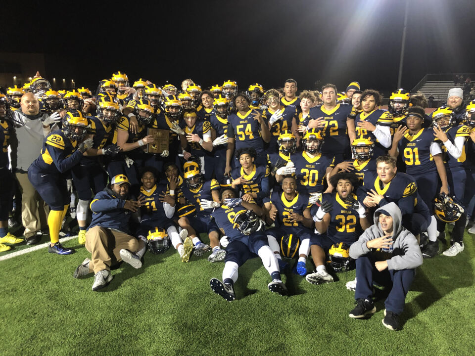 Northwest claims sectional championship with 35-18 victory over rival Bishop Carroll