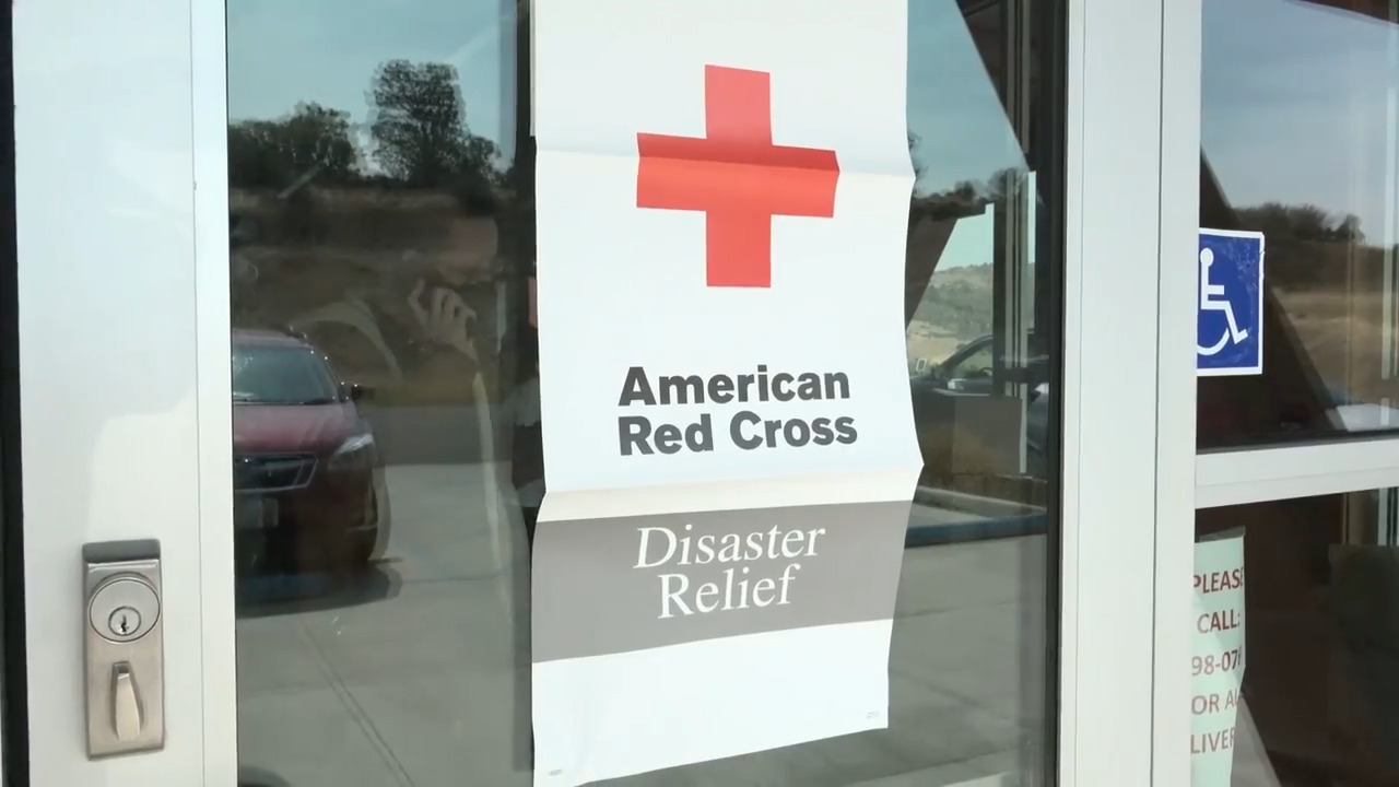 Evacuees talk about Mill Fire that burned homes in Weed, CA