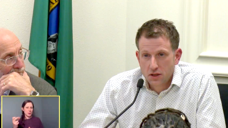 House Democratic leader slurs words during budget meeting