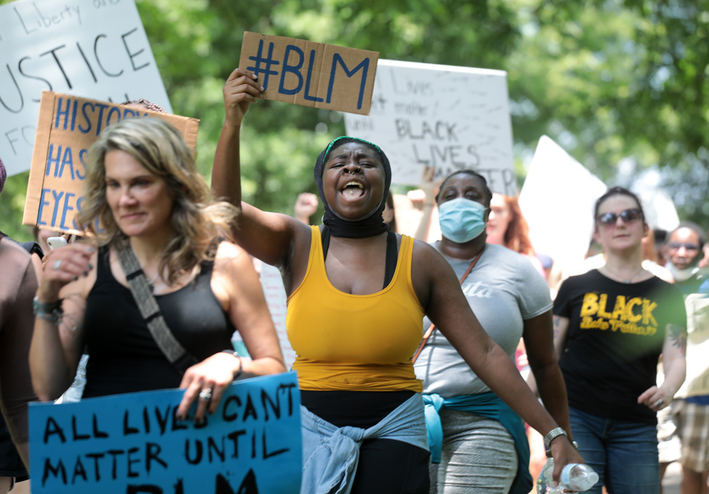 ‘It starts with us’: Young organizers lead 1,000-plus crowd at Fort Mill SC protest
