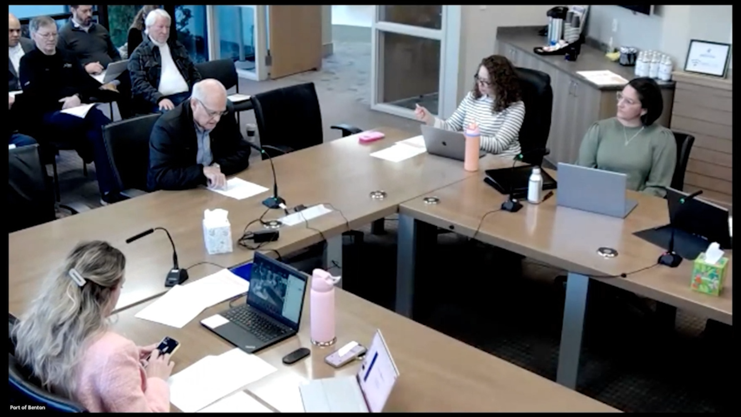 Retired judge says Port of Benton misled public