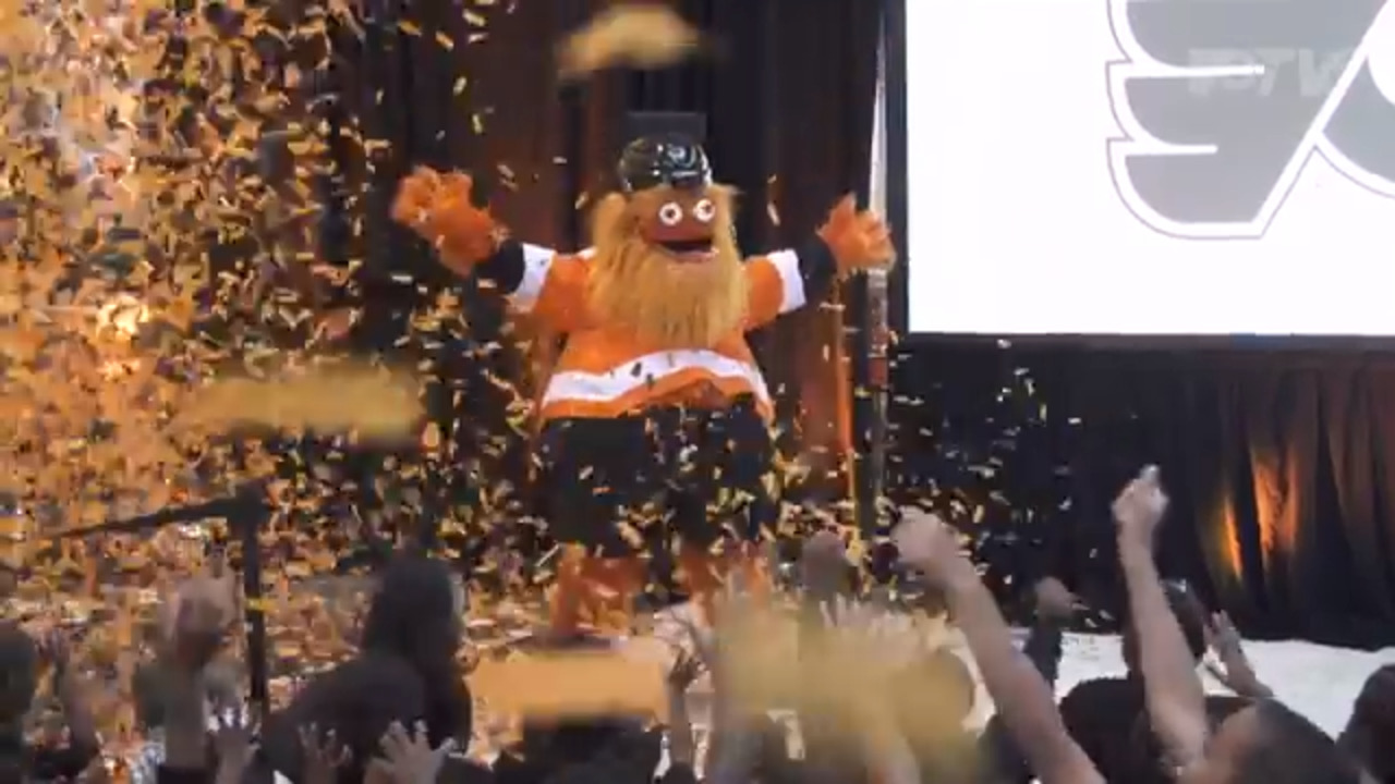 A Bellefonte artist is the man behind the Philadelphia Flyers’ ‘Gritty’ new mascot