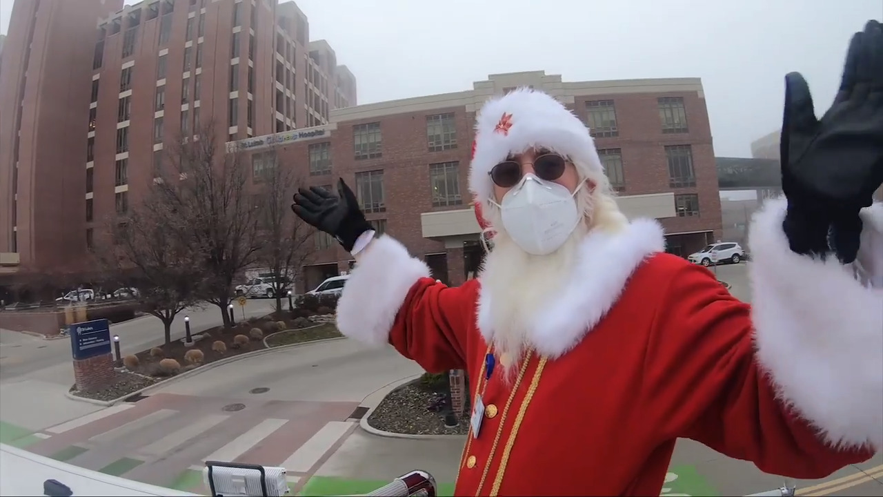 Bah humbug on COVID restrictions. Santa brings cheer to hospital children anyway