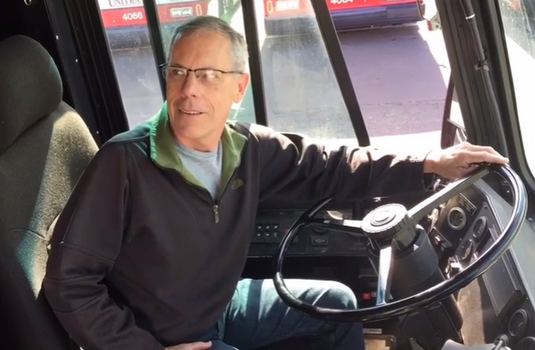 Bee reporter drives a bus, poorly