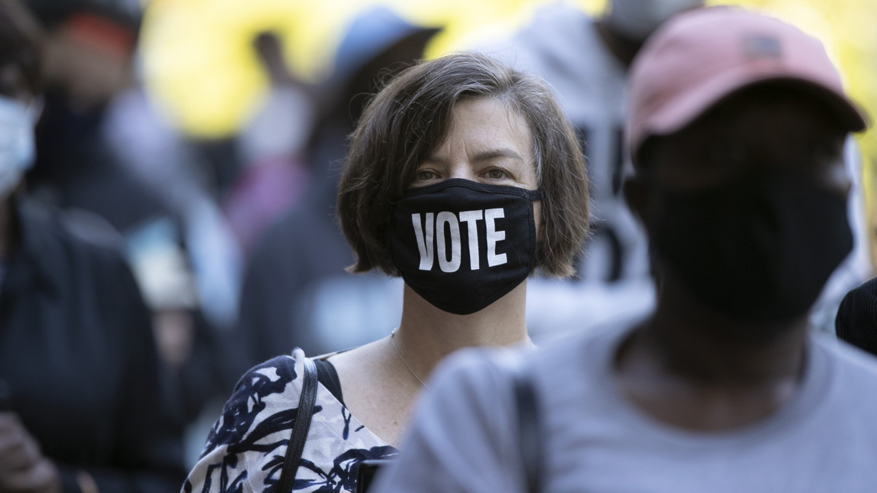 1 million early and absentee ballots cast in North Carolina