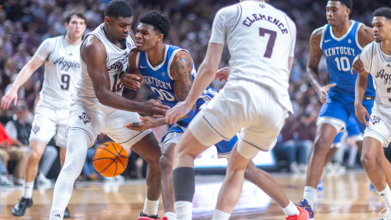 Slideshow: Texas A&M men’s basketball beats Kentucky 96-85