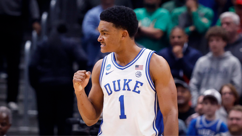 Duke's Caleb Foster returns from injury to lead Duke win over St,. John's in NCAA Sweet 16