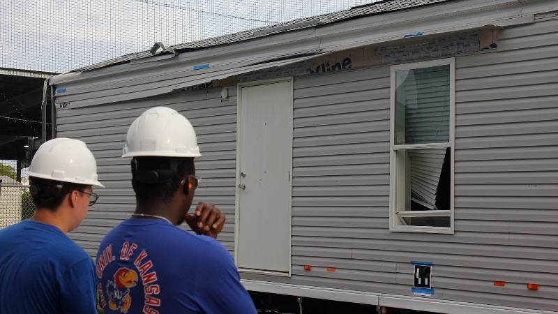 FIU Wall of Wind tests manufactured home resilience
