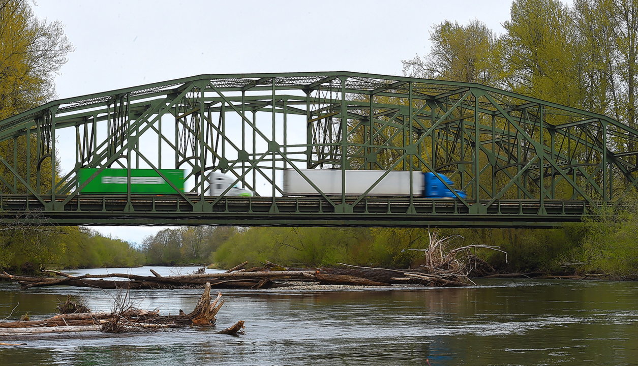 WA state, federal officials urge a quick response to I-5’s Nisqually River flood risk