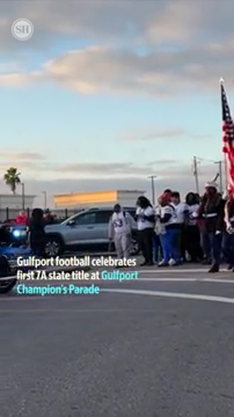 Gulfport celebrates football state title with downtown Champion's Parade