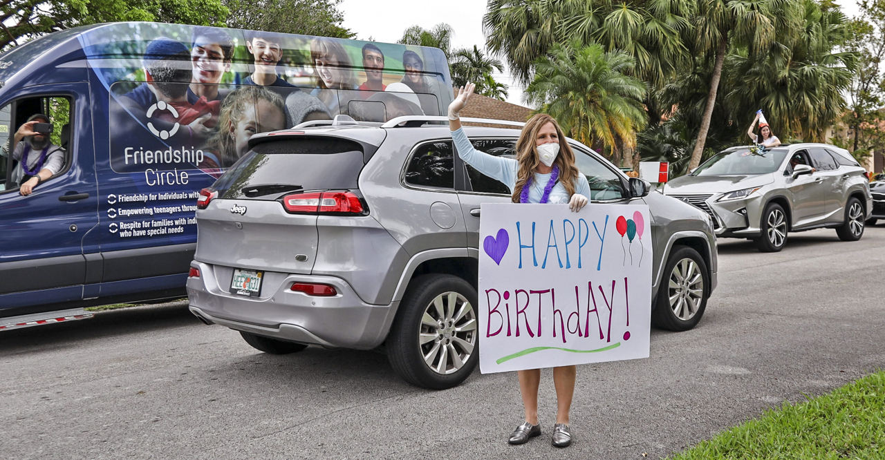 Caravana de Cumpleaños del Círculo de Amistad