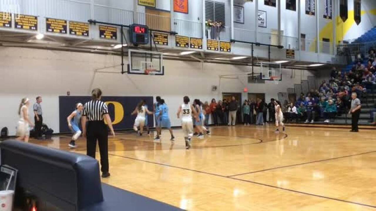 Third-quarter surge puts Belleville East past O’Fallon