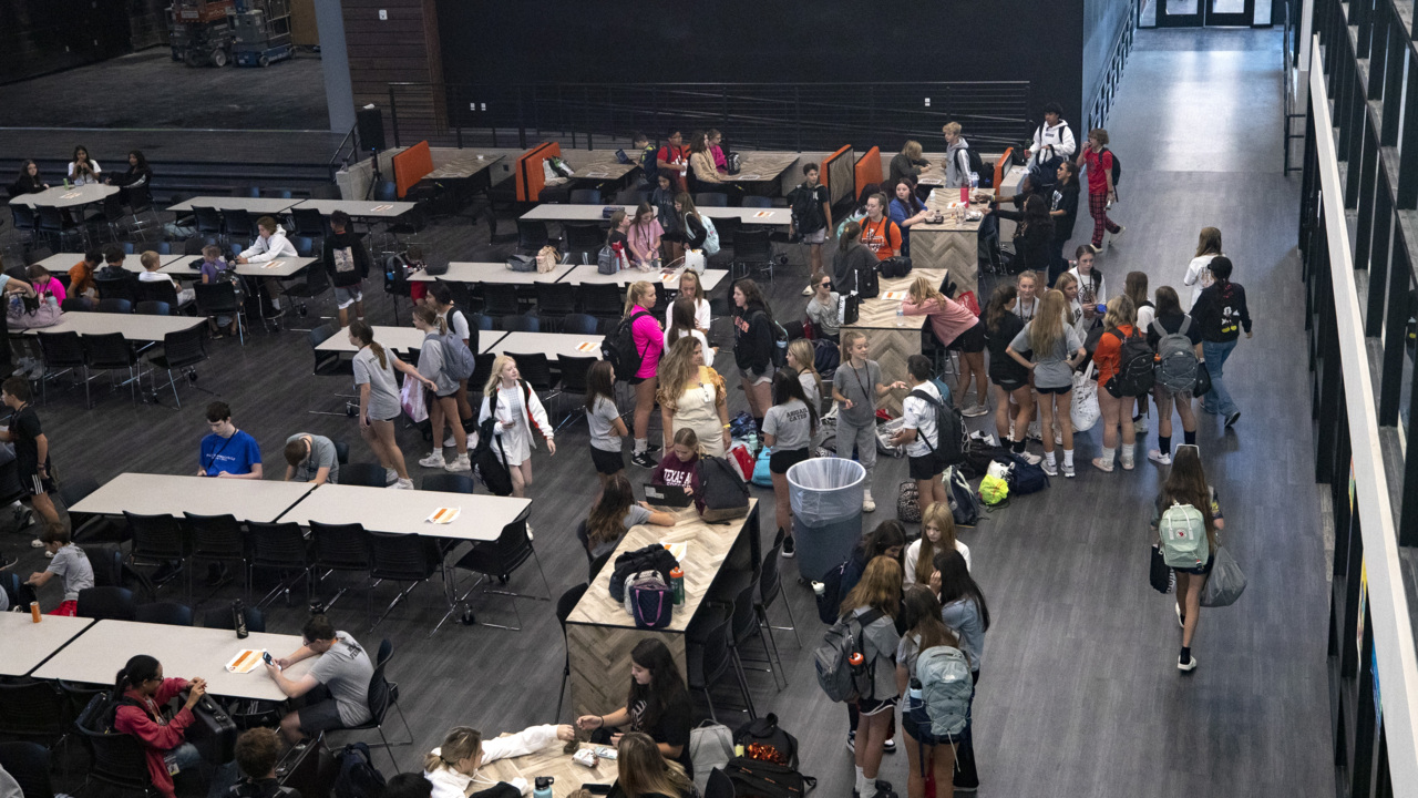 ‘What do you want this community to be?’ Aledo schools ask as local population surges