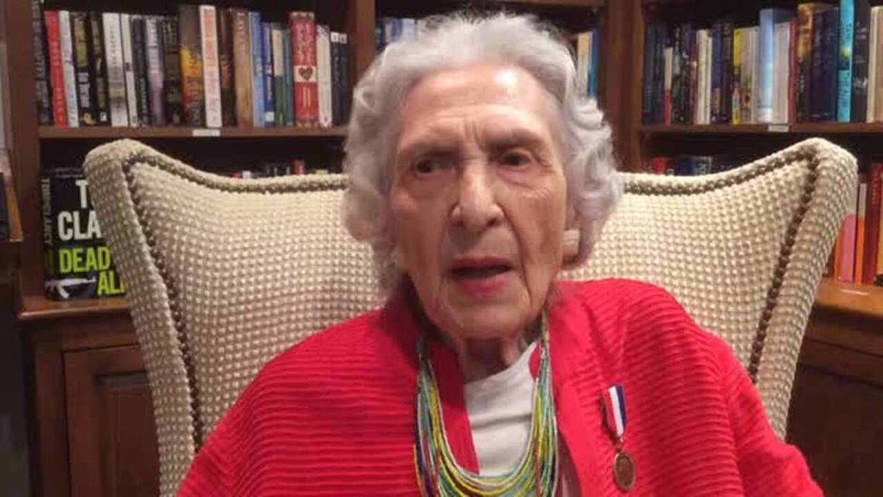 Rock Hill woman who loves America served during WW II; now others show gratitude