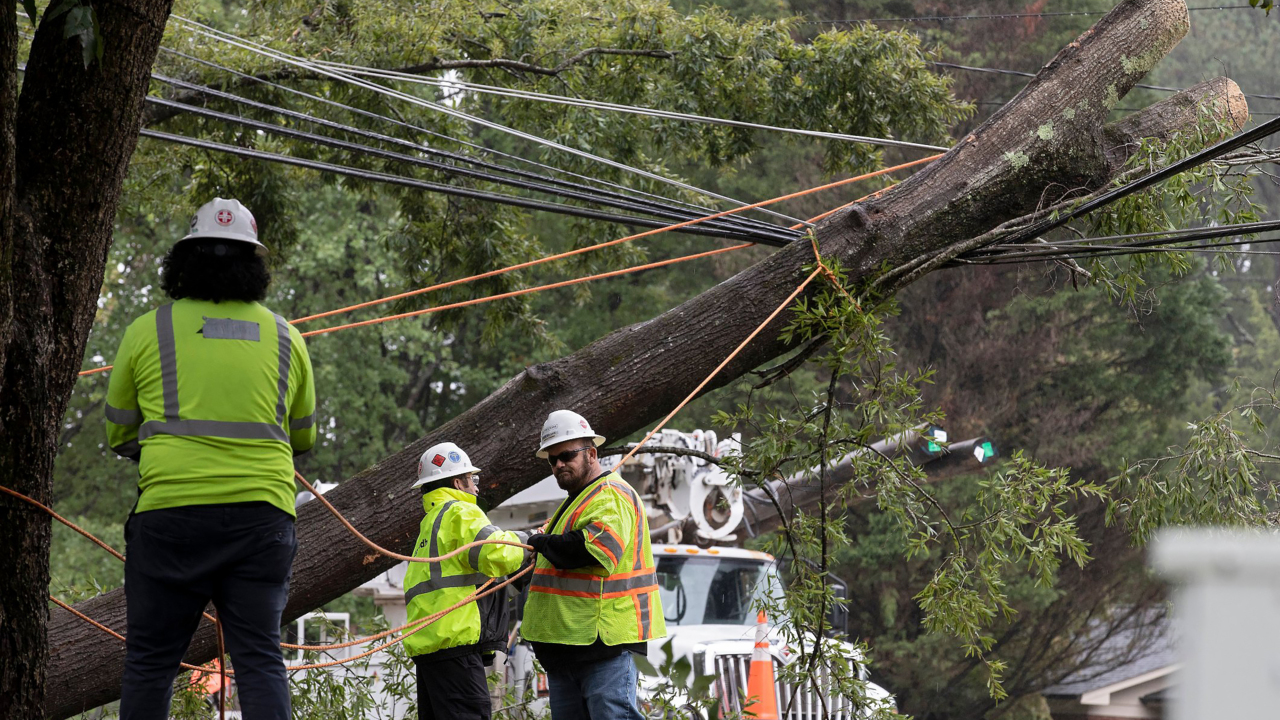 Power crews restore most power in the Triangle