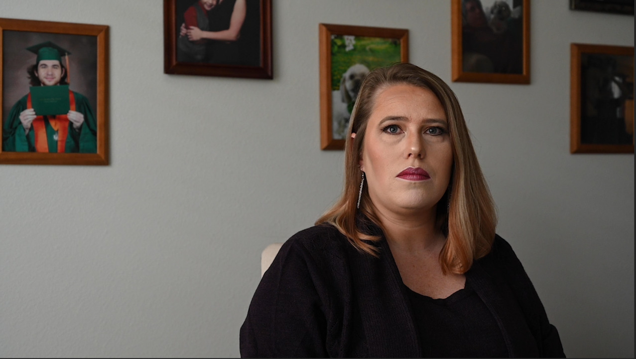 ‘I didn’t feel like I would be alive in a year,’ Woman describes her experience with breast implant illness