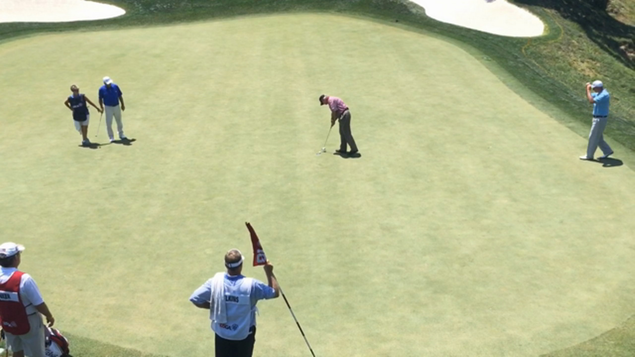 Video: Hot day At U.S. Senior Open