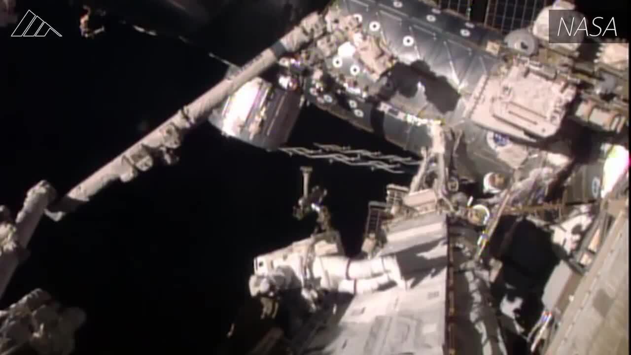 He spent a year in space. Now Scott Kelly will share his adventures in SLO