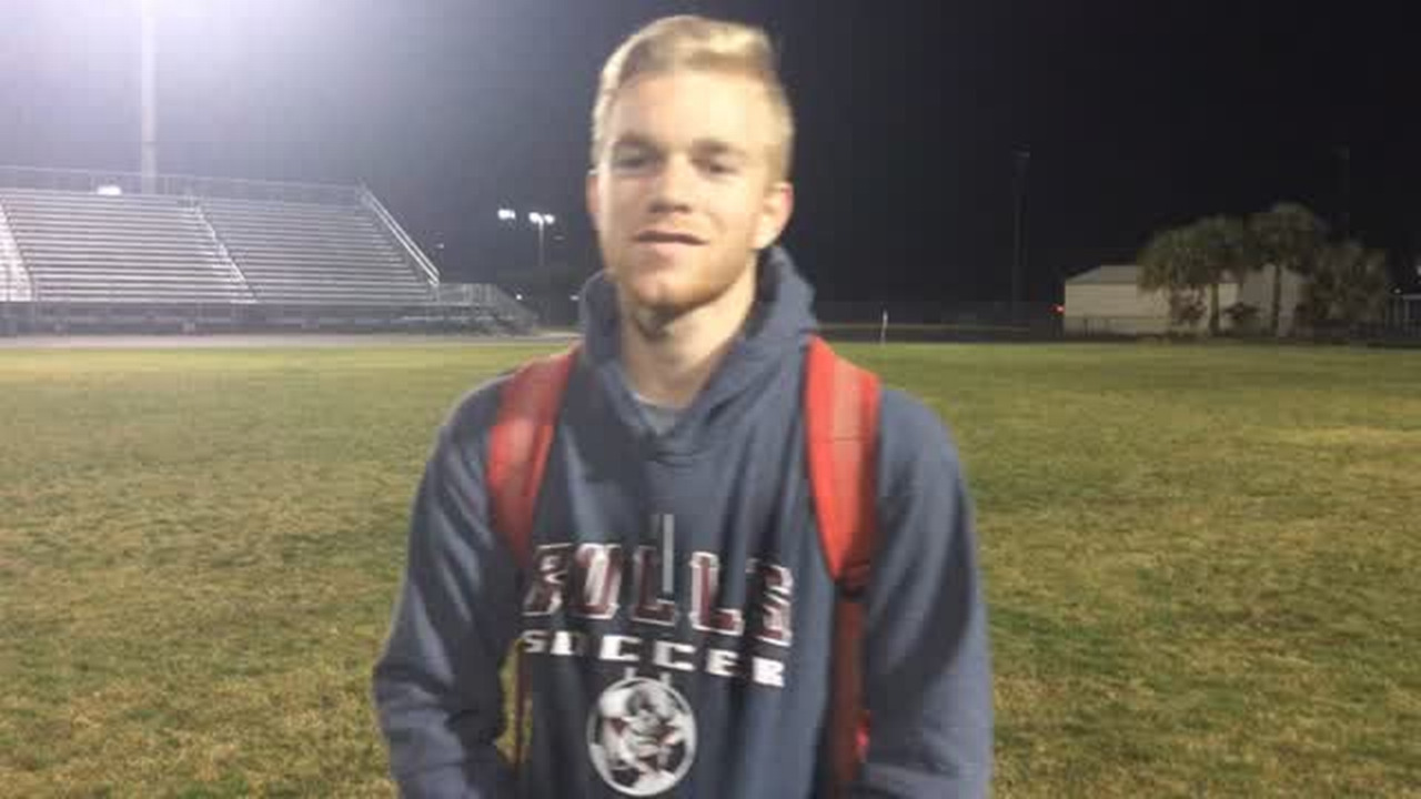 Wesley Chapel Wiregrass Ranch defeats Lakewood Ranch in boys soccer region quarterfinal