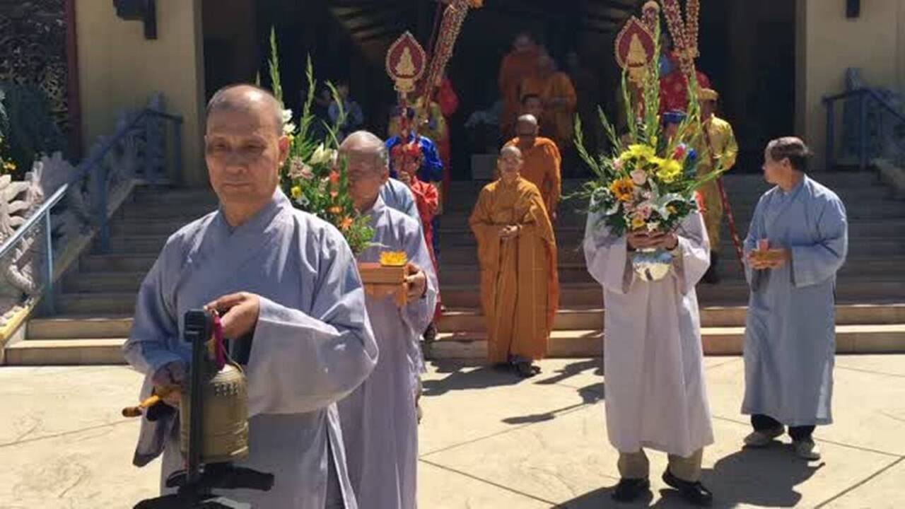 Buddha's birthday celebrated in Sacramento