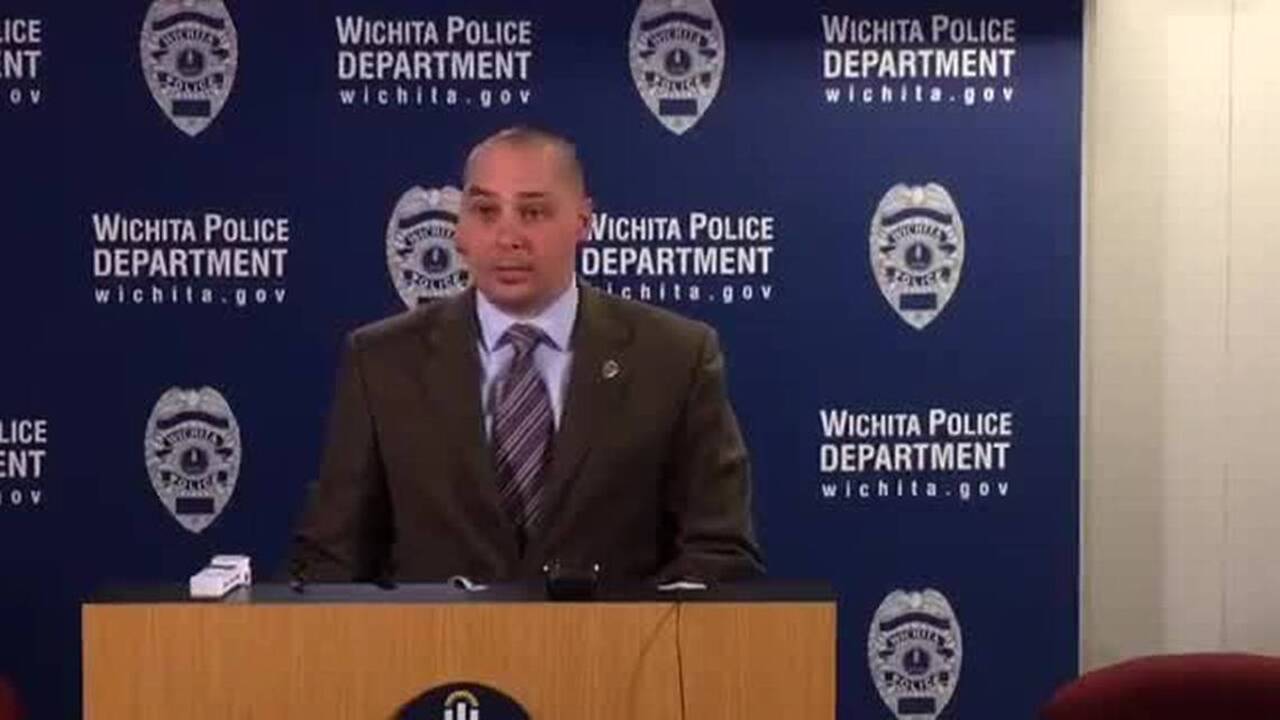 Reminder to shoppers: Hide valuables, lock your car