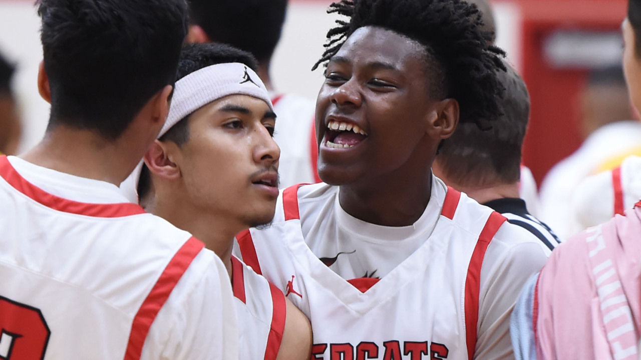 Fowler blows away Corcoran, headed to D5 valley championship