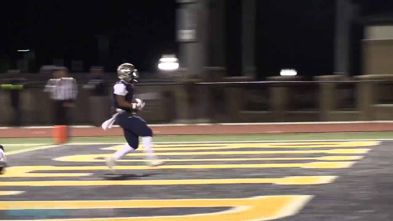 Omni Wells, Austin Bolton give Gulf Coast boost in ground game