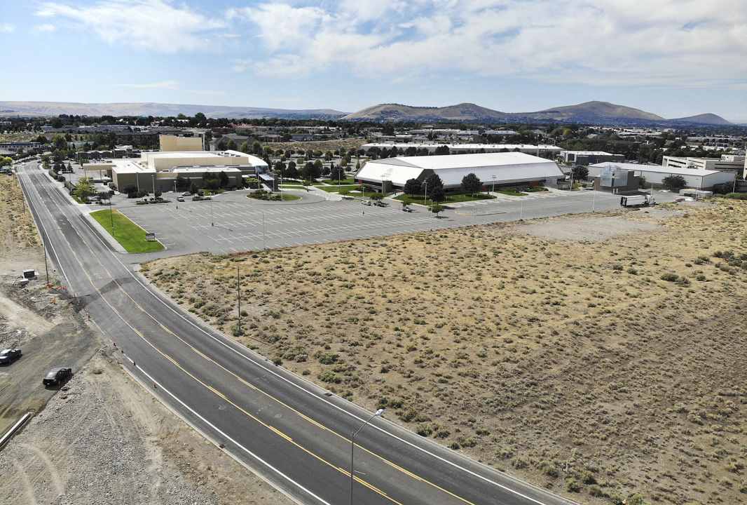 Patel family makes big bet on Three Rivers Convention Center | Tri-City ...