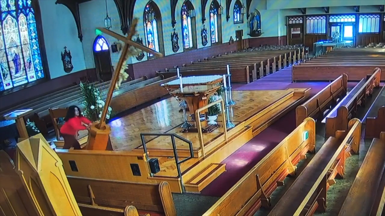 Woman goes on vandalism spree, damages Watsonville church